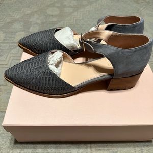 New in the box Maumero new Women Beautiful 😍 Casual Gray Color Shoes Siz…
